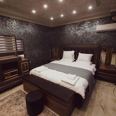 Hotel Premium Приштина Екстер'єр фото