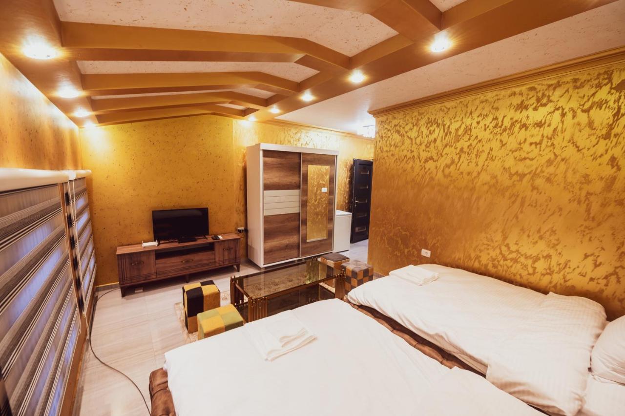 Hotel Premium Приштина Екстер'єр фото