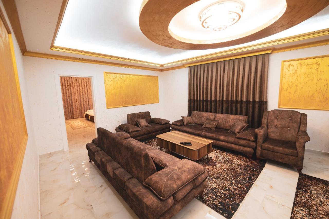 Hotel Premium Приштина Екстер'єр фото