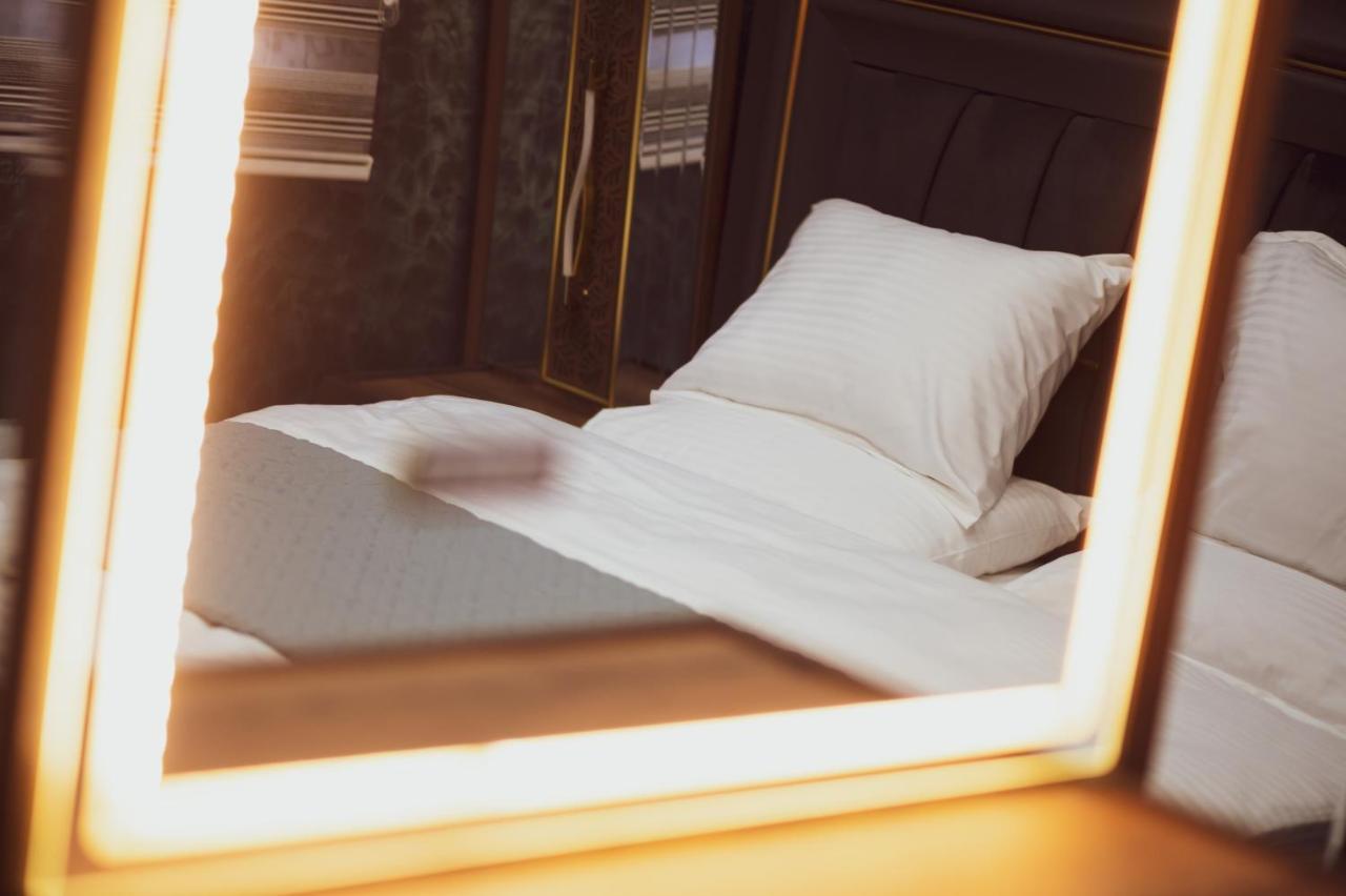 Hotel Premium Приштина Екстер'єр фото