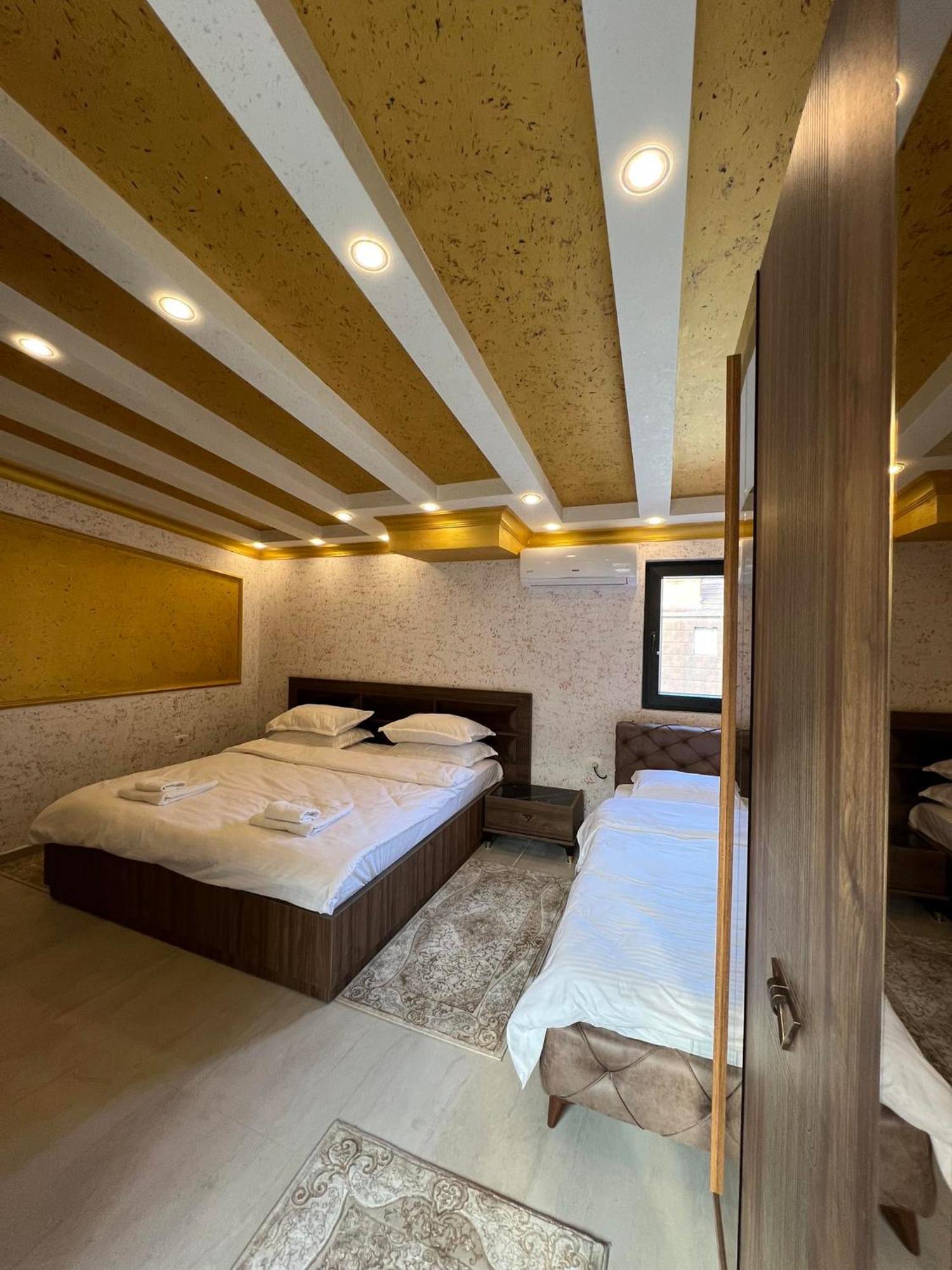 Hotel Premium Приштина Екстер'єр фото
