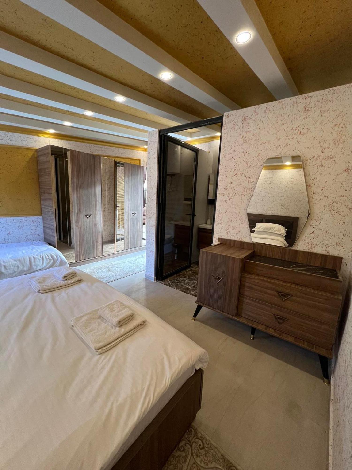 Hotel Premium Приштина Екстер'єр фото