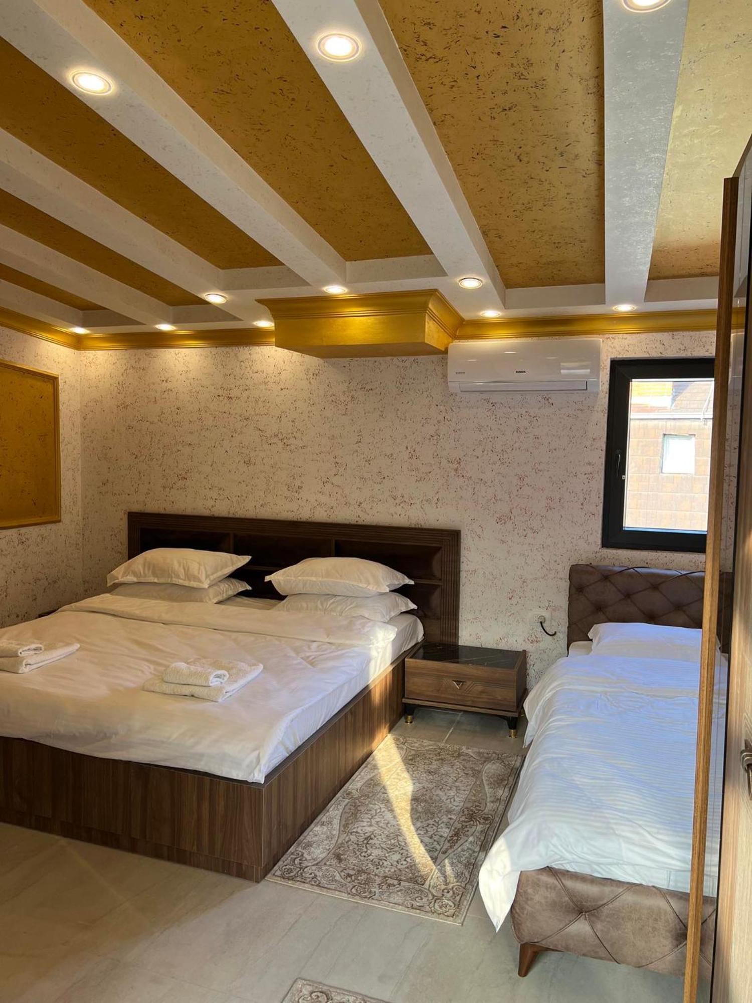Hotel Premium Приштина Екстер'єр фото