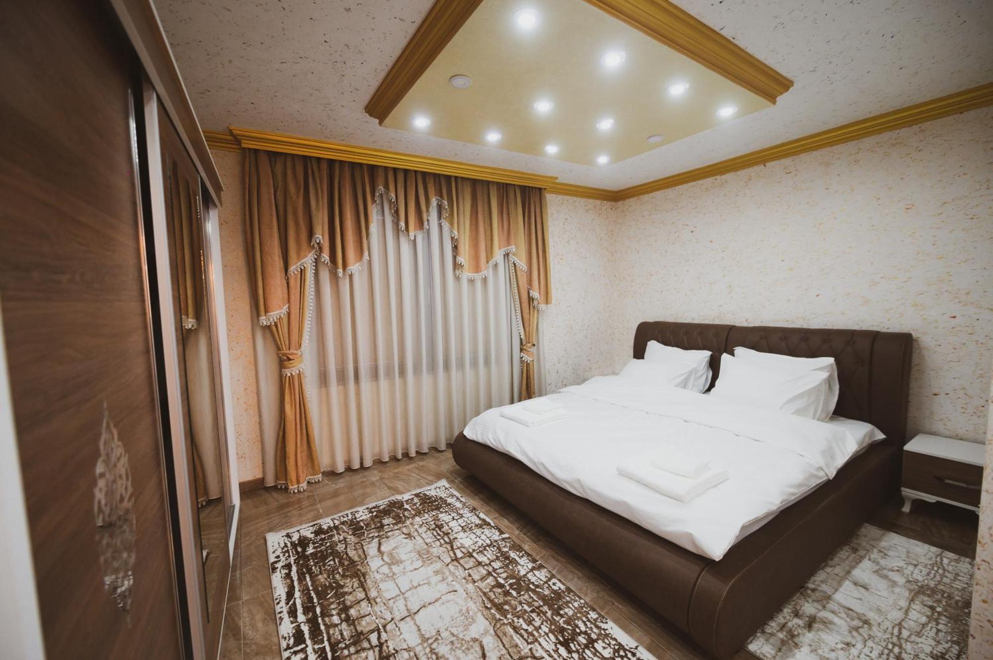 Hotel Premium Приштина Екстер'єр фото