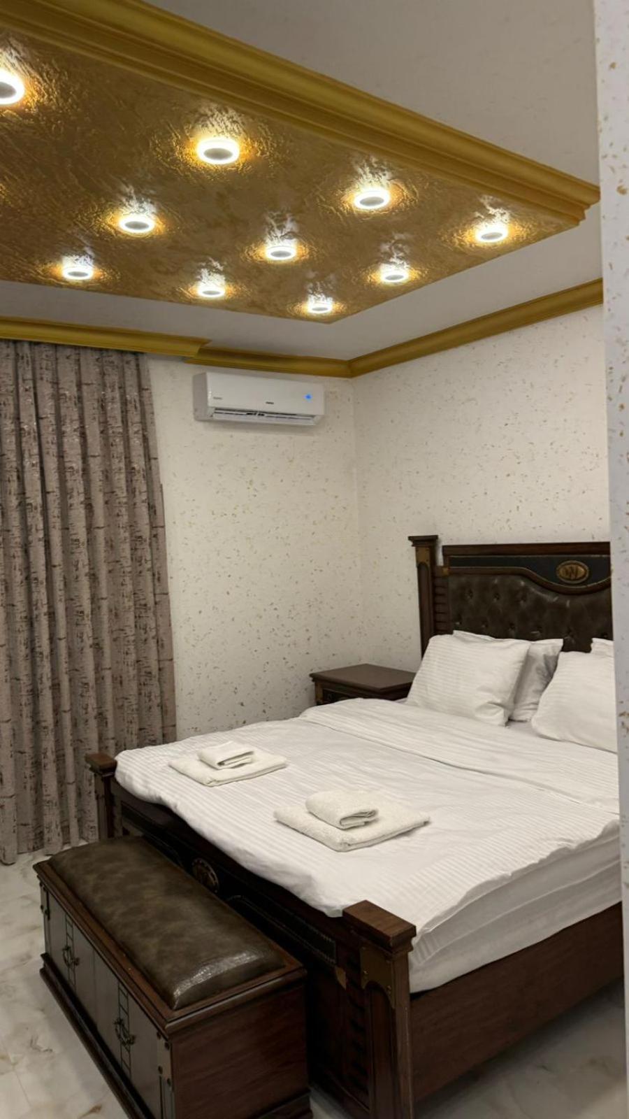 Hotel Premium Приштина Екстер'єр фото