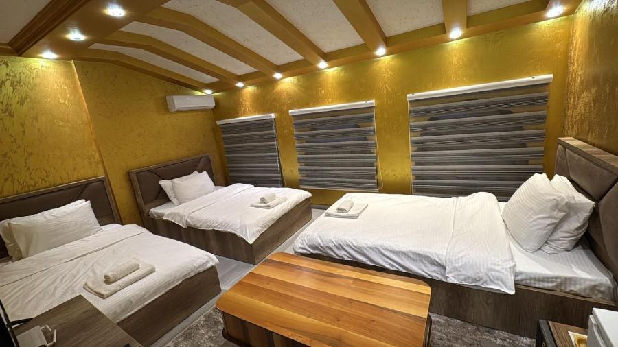 Hotel Premium Приштина Екстер'єр фото